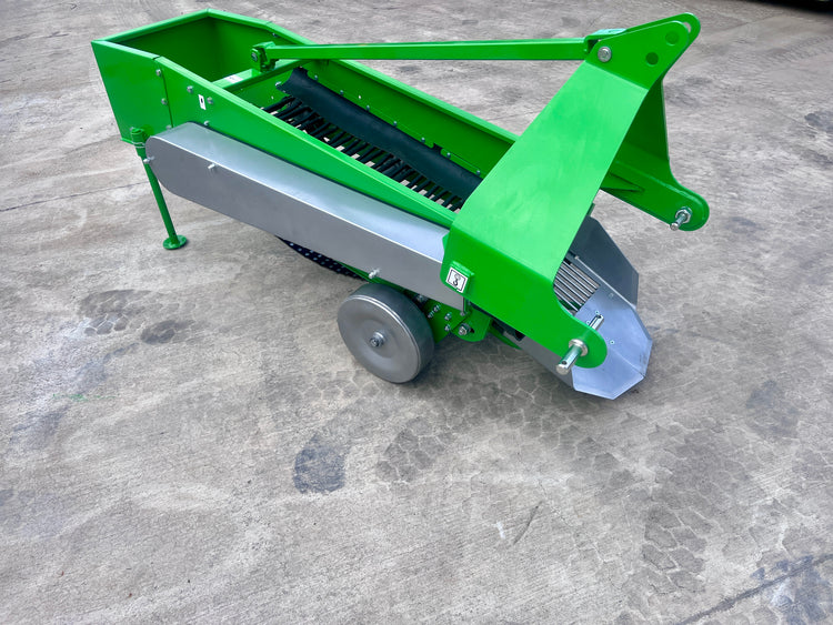 Single Row Potato Digger / Harvester