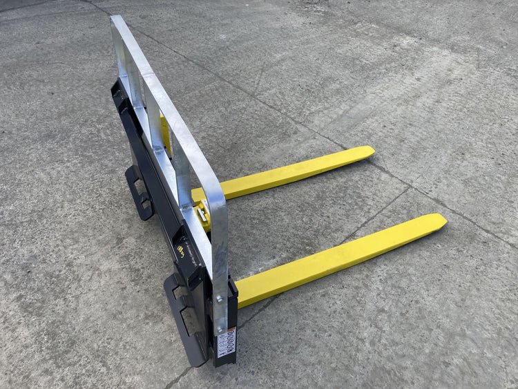 Skidsteer Hitch Pallet forks 2500KG