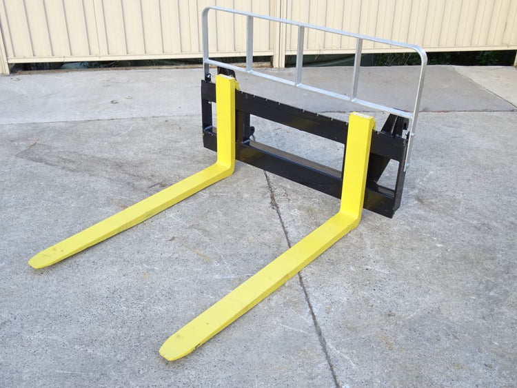 Euro Hitch pallet forks 2500kg