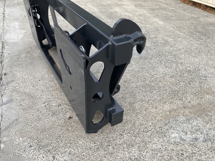 Hitch Adaptor Euro hitch to Skidsteer