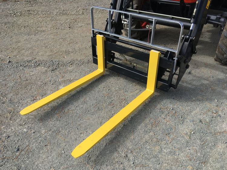 Euro Hitch pallet forks 2500kg