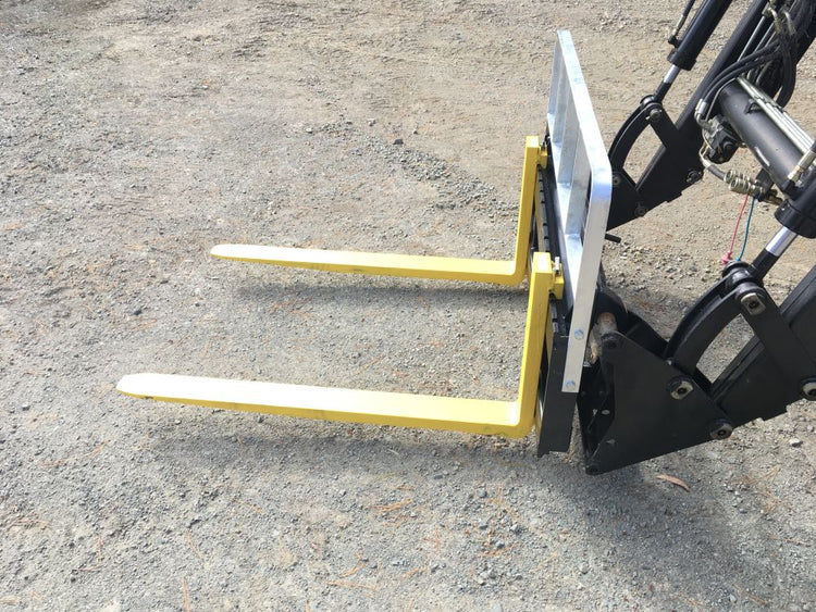 Euro Hitch pallet forks 2500kg