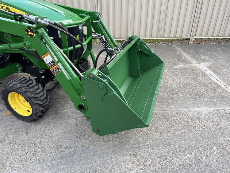 4 in 1 Bucket for JD Sub Compact Tractors 50"