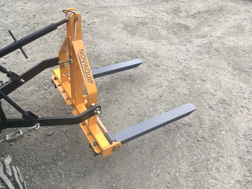 Novaquip 3 pt Adjustable Pallet Forks 300Kg