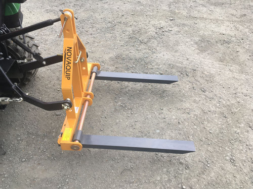 Novaquip 3 pt Adjustable Pallet Forks 300Kg