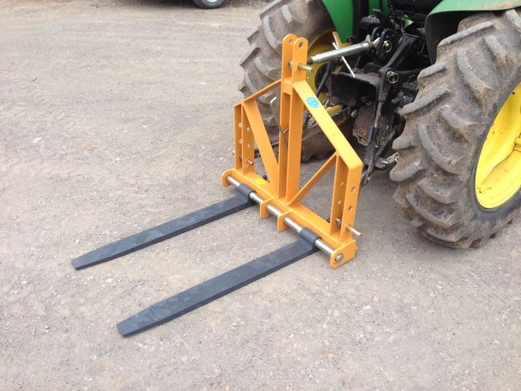 Novaquip 3 Point linkage Pallet Forks 700Kg