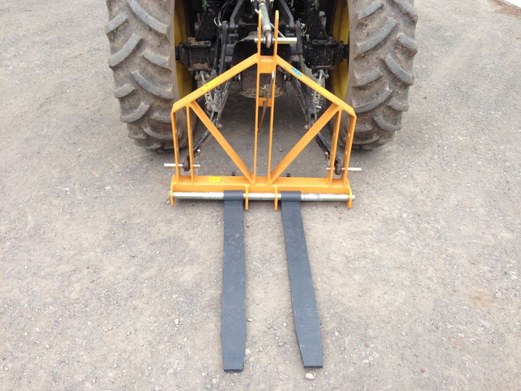 Novaquip 3 Point linkage Pallet Forks 700Kg